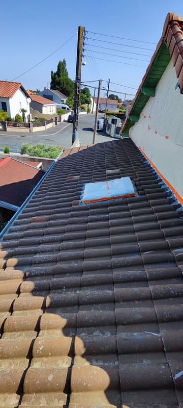 Toiture avant travaux de rénovation à Cholet