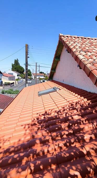 Travaux de peinture de couverture