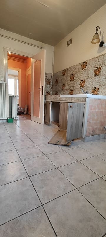 Cuisine avant travaux de rénovation d'un appartement