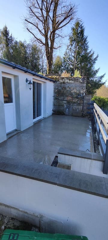 Terrasse avant pose de carrelage extérieur