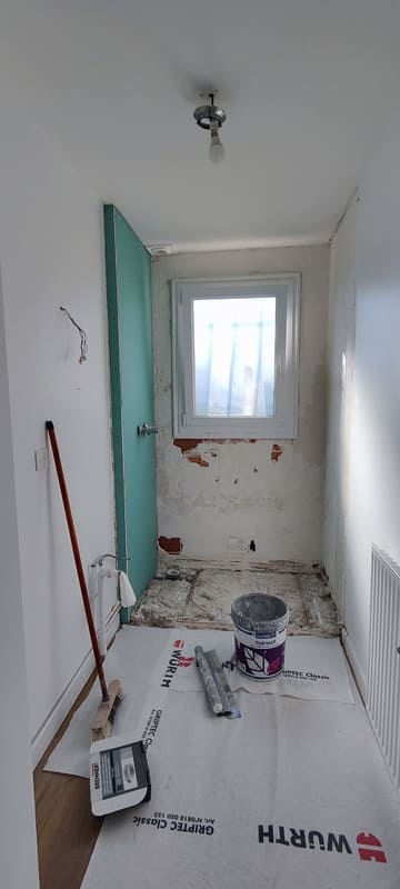 Espace avant création d’une douche à Cholet