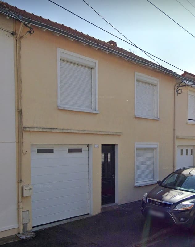 Façade de maison avant travaux d'isolation thermique par l'extérieur